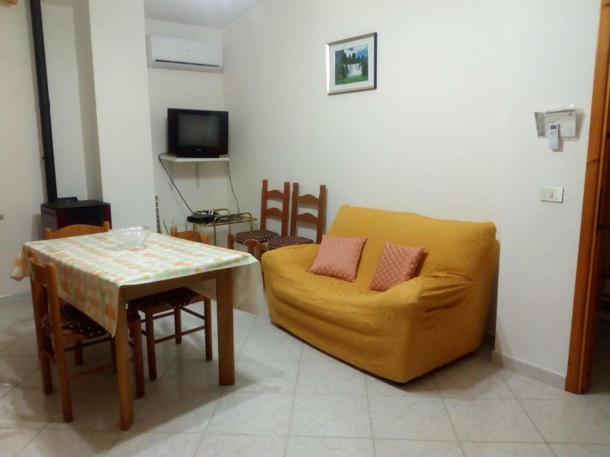 Apartmán Santu Luisu Iun P2230 Galtellì Exteriér fotografie